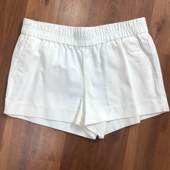 J. crew Classic Chino pull on short sZ 4 in Cream - Picture 2 of 7